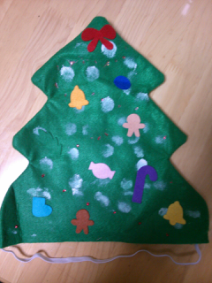 クリスマス製作 ツリーの帽子 1歳児 ぱっつんぱつこ
